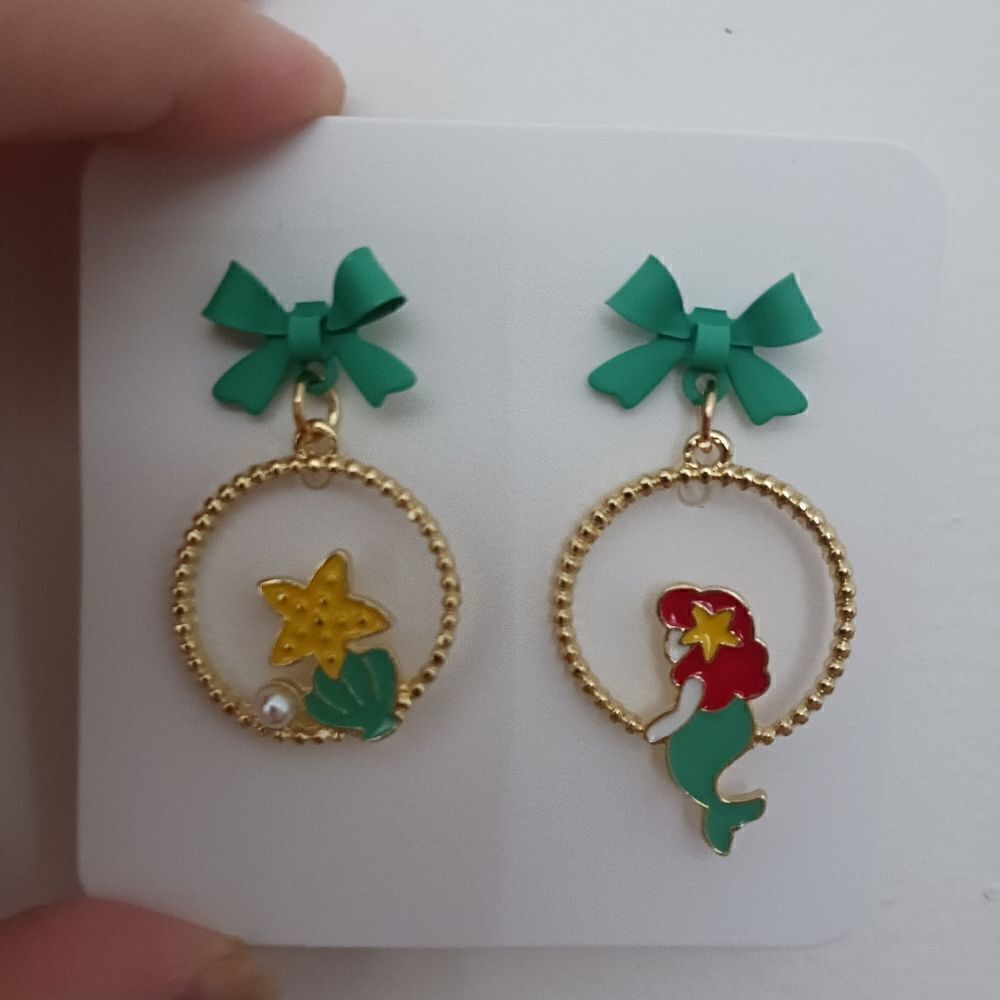 3βforβ$26β-βLittleβMermaidβGoldβDangleβEarrings